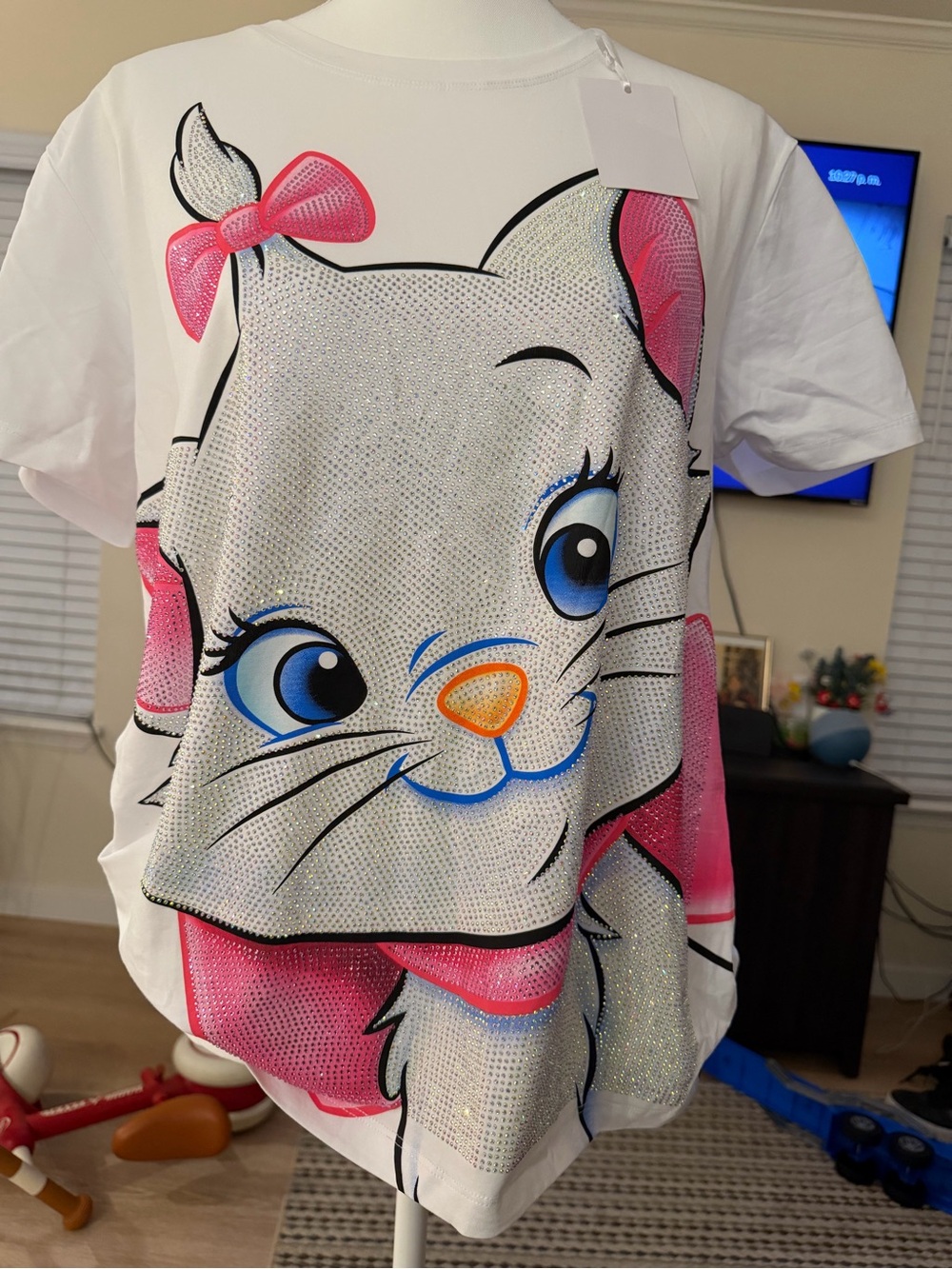 White & Pink Cat Graphic T-Shirt